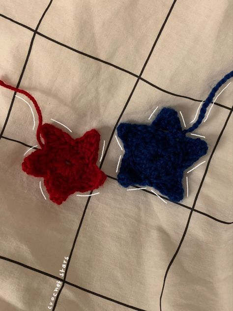 #crochet #stars #star #crocheting #crochetideas #crochetdesign #red #blue #aesthetic #pinterest Light Blue And Red Aesthetic, Red Crochet Ideas, Blue And Red Aesthetic, Red Blue Aesthetic, Crochet Star, Red Pictures, Crochet Stars, Aesthetic Pinterest, Sun And Stars