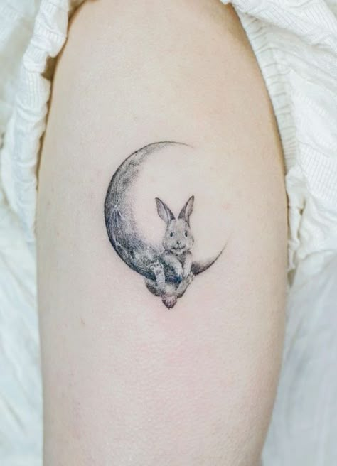 Moon Rabbit Tattoo, Small Rabbit Tattoo, Cute Small Bunny, Hase Tattoos, Bunny Tattoo, Tattoo Cute, Rabbit Tattoo, Heart Temporary Tattoos, Small Bunny