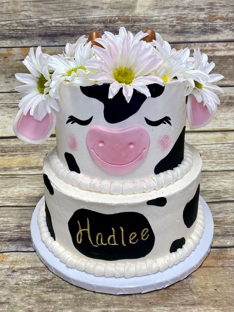 2 Tier Cow Cake, Cow Themed Sheet Cake, Cow Spot Cake, Cow Cookie Cake Ideas, Cow Cupcake Toppers, Buttercream Cow Print Cake, Cow Cake With Sunflowers, Cow Print Birthday, Cow Birthday Cake