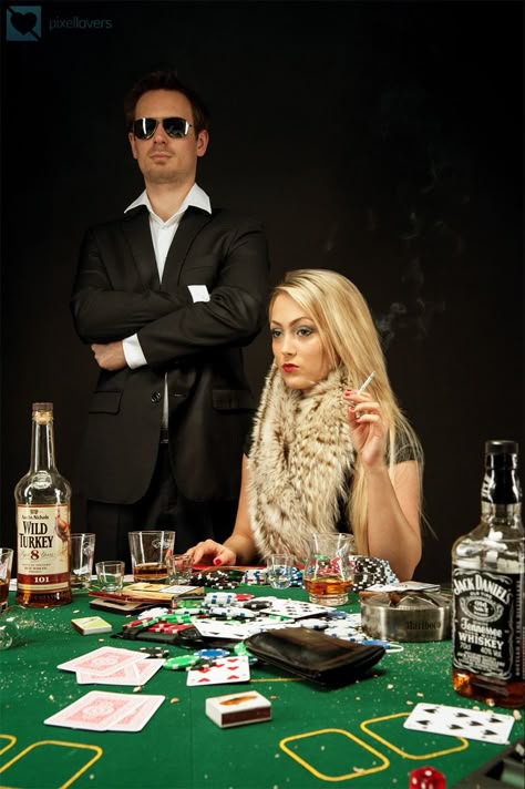 Dogs Playing Poker, Casino Dress, Poker Party, Poker Game, Poker Night, Casino Outfit, Poker Face, Poker Games, Vegas Casino