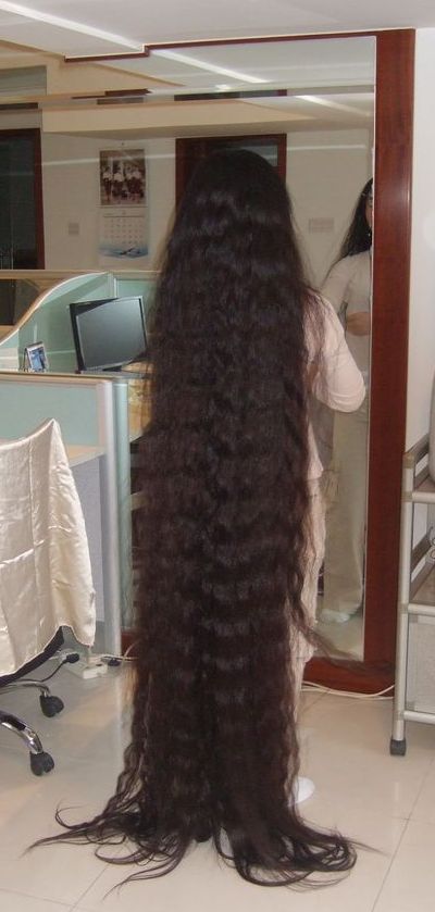 Floor Length Hair, Real Rapunzel, Donating Hair, Long Hair Images, Extremely Long Hair, Rapunzel Hair, Long Hair Pictures, Really Long Hair, Herbal Hair