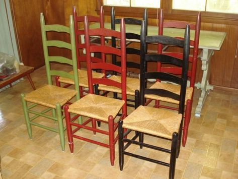 Ladder Back Chairs Redo, Chair Restoration, Antique Ladder, Upcycle Chair, Antique Wooden Chairs, Best Ladder, Picnic Chairs, Chair Inspiration, Room Revamp