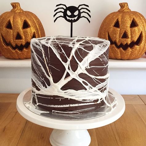 A 'spooky' time was had at Moo Moo's 5th birthday party. The birthday girl asked me to make my chocolate beetroot cake. It was a four layered cake with vanilla buttercream and swirled in chocolate buttercream. Finished with sticky cobwebs made from melted marshmallows. Hope everyone has a fab halloween! 🎃👻🕷 Beetroot Cake, 5th Birthday Party, Girls Ask, Layered Cake, Halloween Cake, Birthday Halloween Party, Halloween Party Themes, Chocolate Buttercream, Vanilla Buttercream