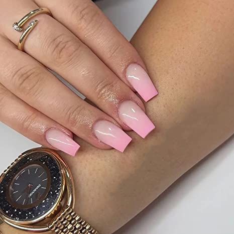 Blush Pink Nails, Nail Color Trends, Light Pink Nails, Pink Ombre Nails, Girly Acrylic Nails, Ombre Nail Designs, Fake Nail, Acrylic Nails Coffin Short, Pink Acrylic Nails