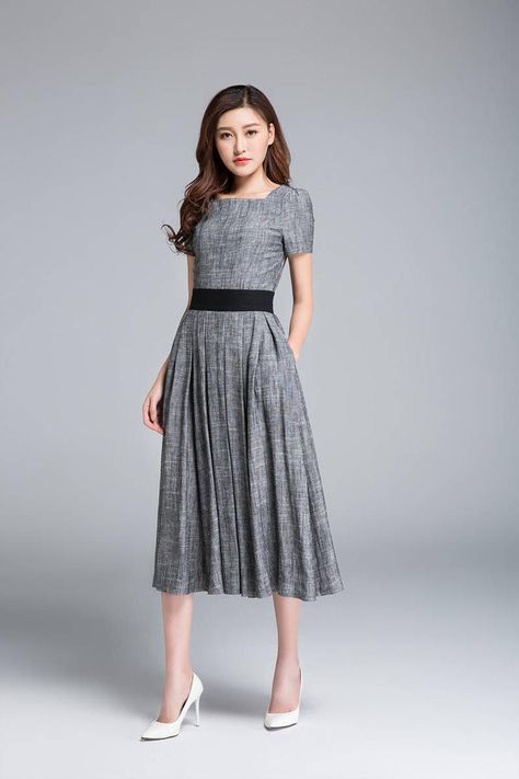 image 3 Square Neck Dress, Grey Dress, Luxury Dress, Classic Dress, Party Dresses For Women, Look Chic, Linen Dress, Fit And Flare Dress, Women Style