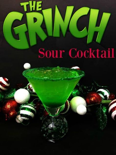 Grinch Sour Cocktail Grinch Alcholic Drink, The Grinch Drink Alcohol, The Grinch Drink Recipe, Grinch Martini Drink Recipes, Sourpuss Drinks, Sour Apple Pucker Drinks, Grinch Cocktails Drink Recipes, Grinch Punch Alcohol, Grinch Drink For Adults