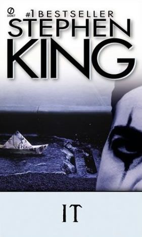 I haven't finished it... but it does give me sufficient chills. And a few nightmares. Stephen King It, Steven King, Stephen King Novels, Stephen King Books, Scary Books, King Book, Horror Books, Favorite Authors, I Love Books