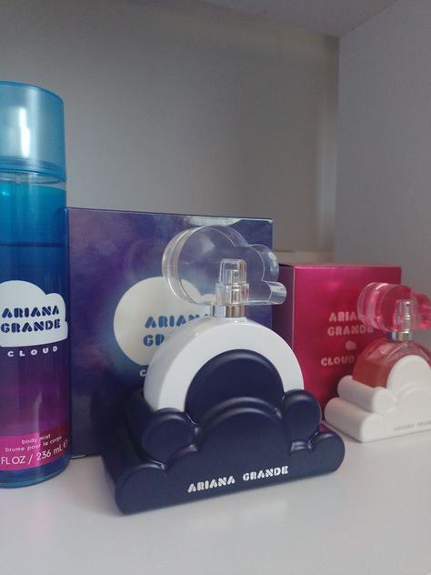 Cloud 2.0 Ariana Grande, Ariana Grande Perfumes, Cloud Pink, Body Smells, Birthday Gift Baskets, Ariana Grande Photos, Take Care Of Your Body, Take Care Of Yourself, Gift Baskets