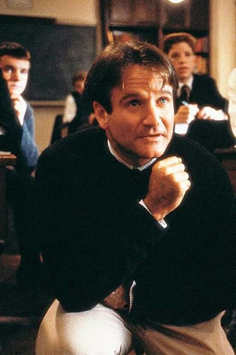 Robin Williams Robin Williams Aesthetic, Robin Williams Wallpaper, Dead Poets Society Robin Williams, Williams Aesthetic, Robin Williams Actor, Robin Williams Movies, Iconic Films, Oh Captain My Captain, Oki Doki