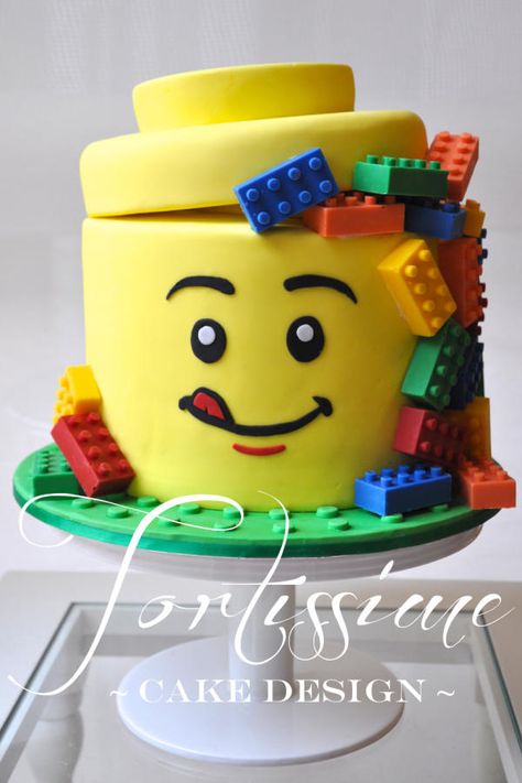 Lego Man Head Cake with Solid Chocolate Lego Blocks  this is so fabulous it brings a smile to everyone's face Lego Torte, Lego Head Cake, Chocolate Lego, Lego Birthday Cake, Lego Head, Lego Cake, Lego Birthday Party, Lego Blocks, Lego Man