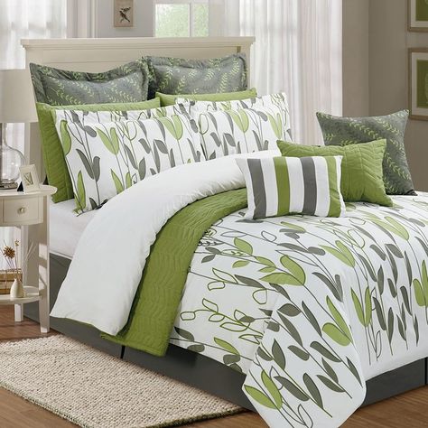 Green Comforter Bedroom, Comforter Bedroom Ideas, Bunk Beds Boys, Luxury Comforter Sets, Bedding Comforter Sets, Gray Bed, Bedroom Comforter Sets, Green Comforter, Cool Comforters