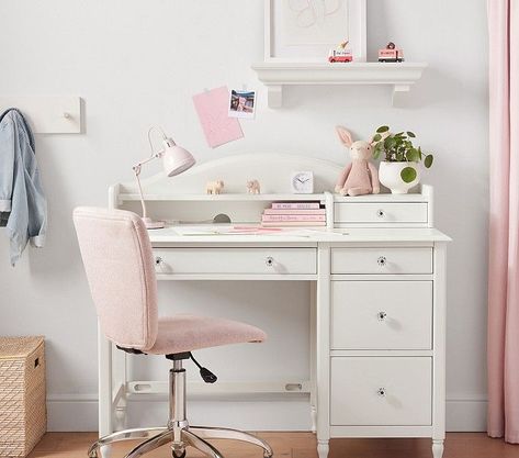 Desk For Girls Bedroom, Girls Bedroom Desk Ideas, Girls Desks In Bedroom, Kid Desk Ideas, Cute Desks For Bedrooms, Girl Desk Ideas, Kids Room With Desk, Desks For Girls, Desk Girls Room