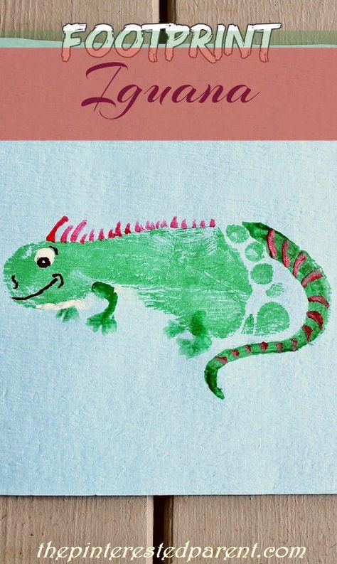 Carimbo: Pé - Iguana Rainforest Footprint Art, Safari Animal Footprints, I Is For Iguana Craft, Iguana Crafts For Preschoolers, Iguana Craft, Footprint Animals, I Is For Iguana, Letter I Crafts, Reptile Crafts