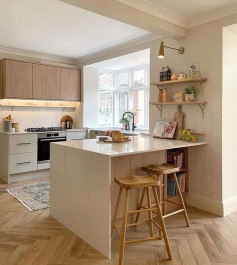 Cream And Oak Kitchen, Kitchen Herringbone Floor, Howdens Hockley Super Matt, Natural Oak Kitchen, Sandstone Kitchen, Howdens Hockley, Herringbone Kitchen, Howdens Kitchens, Kitchen Slab