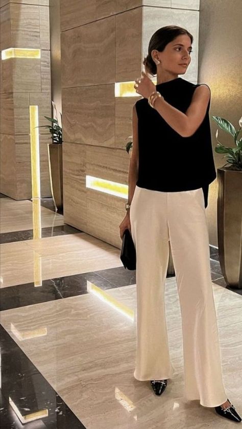 Old Money Dinner Outfits Women, Outfit Ideas Fancy Casual, Simple Corporate Outfits, Upscale Casual Outfit Women, Company Dinner Outfit, Work Dinner Outfit Night Classy, Fancy Work Outfits, Female Office Outfits, Host Outfit