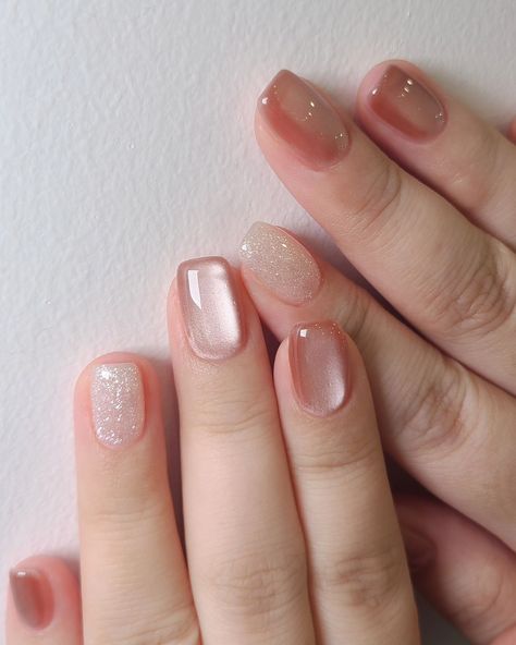 30 Cute Gel Nail Ideas to Inspire You Pink Gel Nails Korean, Magnetic Nails, Nail Drawing, Cute Nails For Fall, Minimalist Nail Art, Nail Pops, Jelly Nails, Cute Gel Nails, Wedding Tattoos