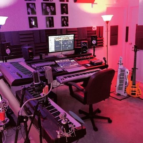 Music Studio Aesthetic, Creative Mindset, Music Studio Decor, Home Recording Studio Setup, Guitar Studio, Recording Studio Setup, Mindset Work, Home Studio Ideas, Home Music Rooms