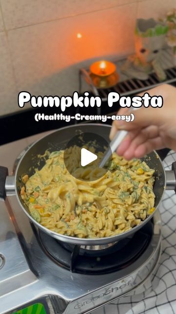 Pooja Guralwar - Food Blogger on Instagram: "Pumpkin Sauce Pasta Recipe ⬇️ Without cheese and white sauce this turns out to be so creamy and its delicious ❤️❤️
.
Pumpkin Sauce Recipe - 1) heat oil - saute garlic and 250gms pumpkin for 5mins then add peri peri masala to it and again sautee
2) Now add 2-3 cups water and let the pumpkin cook till its very mushy and the water completely reduces 
3) When it  cools down add 1/2cup milk - 100gm paneer- oregano and chilli flaxes. And blend this all in a smooth paste in a blender.
4) Sautee all your favourite vegetables and add some chopped spinach also. Once everything is well sautee add in the pumpkin sauce you made with some water if required 
5) mix everything very well add seasoning if you want. You can add some chilli oil for a spicy kick 
6) Pasta Recipes Without Cheese, Peri Peri Masala, Pumpkin Sauce, Chilli Oil, Pumpkin Pasta, Sauce Pasta, Peri Peri, Chopped Spinach, White Sauce