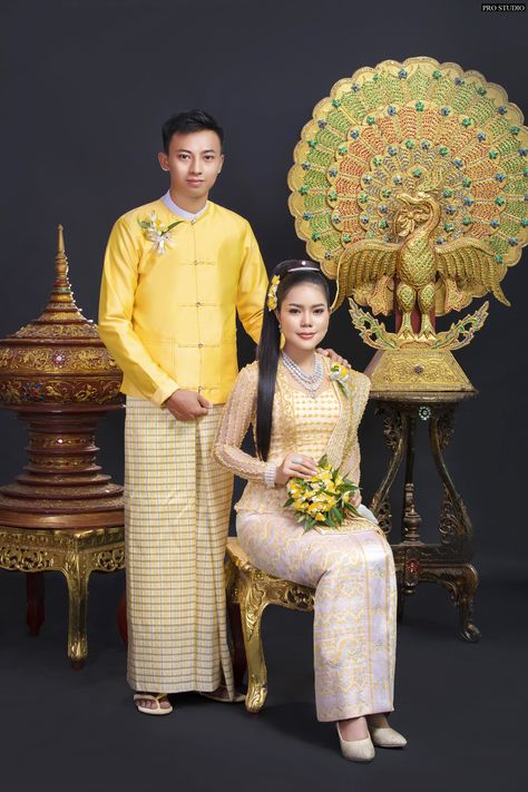 Pre Wedding Shoot Myanmar, Married Couple Myanmar, Pre Wedding Photoshoot Myanmar, Myanmar Married Photo, Wedding Photos Myanmar, Myanmar Wedding Photo Ideas, Myanmar Wedding Photos Poses, Myanmar Wedding Photo Ideas Couple, Myanmar Wedding Dress Design Couple