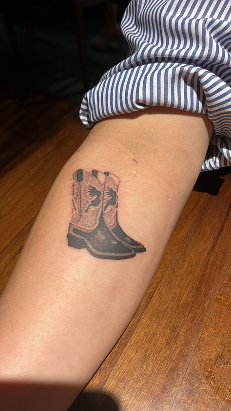 #tattooideas #western #cowgirl #finelinetattoo Traditional Cowgirl Tattoo, Cowboy Boots Tattoo, Boots Tattoo, Traditional Cowgirl, Cowgirl Tattoo, Boot Tattoo, Cowboy Boot Tattoo, Cowgirl Tattoos, Fine Line Tattoo