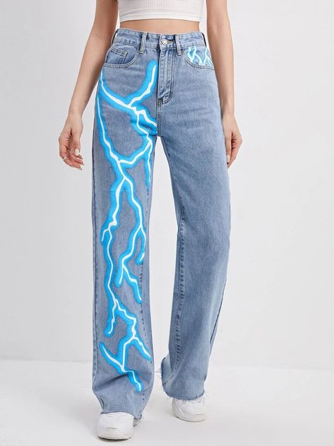 Lightning Jeans, Custom Jeans Diy, Denim Diy Clothes, Diy Denim Jacket, Painted Jacket, Denim Jeans Fashion, Print Jeans, Hijabi Outfits Casual, Painted Jeans