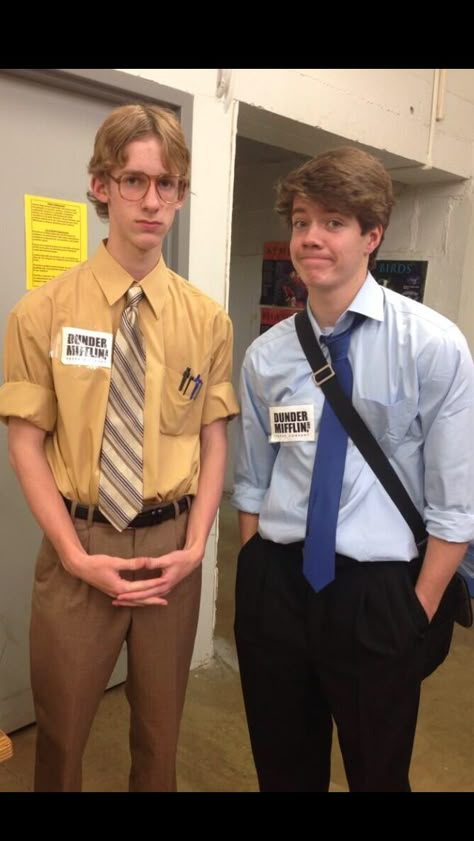 Jim And Dwight, Last Minute Kostüm, Office Halloween Costumes, Cute Halloween Costume, 90s Halloween Costumes, Halloween School Treats, Halloween Parejas, Office Halloween, Halloween Office