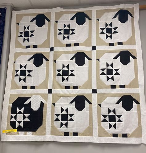 Wooly Stars Quilt, Sheep Quilt Pattern, Goat Quilt, Sheep Quilt, Fun Quilts, Stars Quilt, Black And White Quilts, Farm Quilt, Cute Quilts