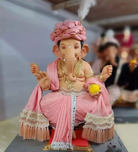 Best Ganpati Bappa Murti, Maharashtra Ganesh Murti, Ganpati Bappa Murti With Feta, Ganesh Idol Decoration, Ganesh Ji Murti Decoration, Ganpati Bappa Colour Combination, Ganpati Murti Ideas, Ganpati Bappa With Pagdi, Ganpati Bappa Murti Decoration