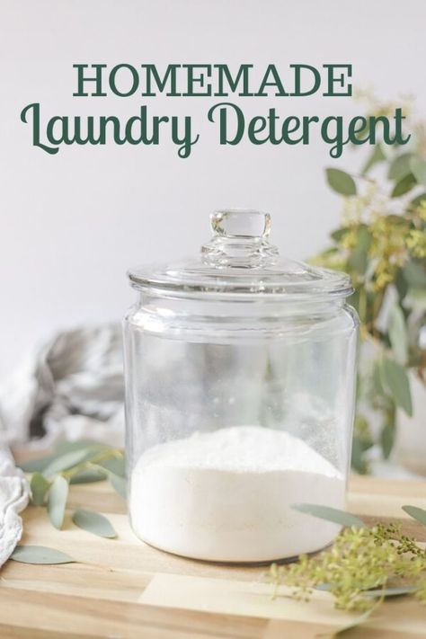 Learn how to make homemade laundry detergent with this simple and natural tutorial. Natural, DIY laundry detergent is really inexpensive, and healthier for your family than most conventional options.. #ablossominglife #homemadelaundrydetergent #naturalproducts #homemadeproducts #laundry Diy Laundry Detergent Powder, Homemade Laundry Detergent Powder, Diy Detergent, Homemade Laundry Detergent Recipes, Homemade Detergent, Natural Cleaning Products Diy, Laundry Detergent Recipe, Detergent Recipe, Laundry Soap Homemade