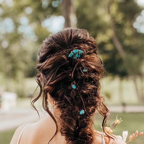 Turquoise wedding decorations