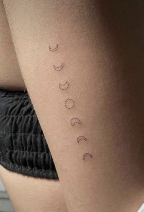 Moon Phases Fine Line Tattoo, Moon Phases Tattoo Spine Simple, Moon Phases Tattoo Minimalist, Moon Phases Tattoo Simple, Tattoo Ideas Astronomy, Moon Fazes Tattoos, Fine Line Moon Phase Tattoo, Moon Tiny Tattoo, Small Moon Phase Tattoo