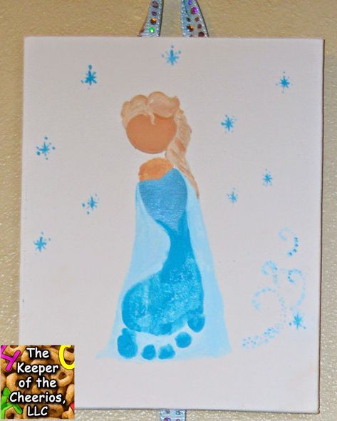 Frozen Footprints Elsa Footprint Anna Footprint FOR OTHER DISNEY AND PRINCESS FOOTPRINTS CLICK HERE Elsa Crafts, Frozen Bedroom, Frozen Room, Frozen Crafts, Frozen Art, Footprint Crafts, Footprint Art, Handprint Crafts, Daycare Crafts