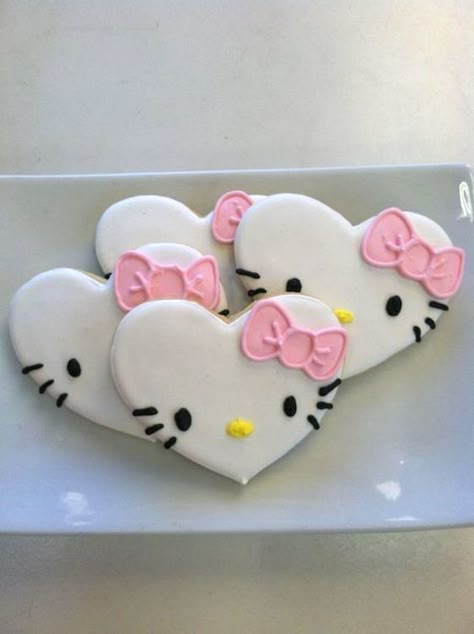 Kue Hello Kitty, Bolo Da Hello Kitty, Kitty Cookies, Hello Kitty Cookies, Cookies Cupcake, Valentine Sugar Cookies, Kitty Birthday Party, Hello Kitty Birthday Party, Heart Shaped Cookies