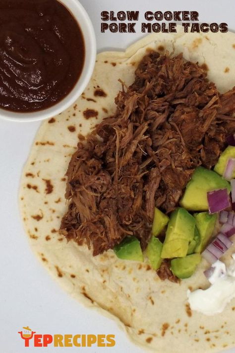 Recipes With Mole Sauce, Pork Mole Recipe, Pork Mole, Mole Tacos, Mole Recipe, Crock Pot Pulled Pork Recipe, Slow Cooked Pulled Pork, Mole Sauce, Crockpot Pulled Pork