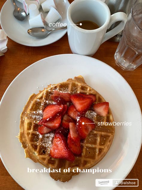 instagram story ideas | insta story | breakfast aesthetic | brunch aesthetic | waffles | strawberries | coffee Waffle Instagram Story, Aesthetic Waffles, Aesthetic Brunch, Brunch Aesthetic, Baked Dessert, Strawberry Waffles, Breakfast Aesthetic, Baked Dessert Recipes, Insta Posts