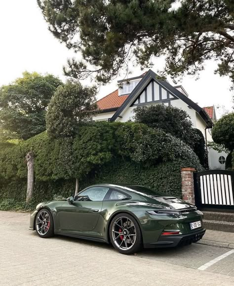 Porsche 922, Porsche Gt3 Touring, Green Porsche, Gt3 Touring, Lovely Car, Porsche Gt3, Vintage Porsche, Uk Homes, Porsche Cars