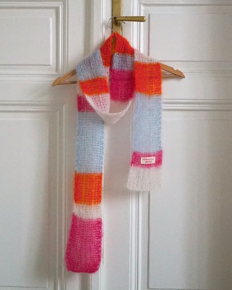 The ✨ DAZZLING SCARF ✨ “Wes Anderson” - pink/orange/blue/white “Twin Peaks” - red/black/blush/white “Blue Velvet” - blue/brown/pink/beige Brightens your mood with rhythmic color blocks 🪩 Hand knitting from mohair and silk, hand brushed for the dazzling fuzzy finish. About 2m long. 75% mohair, 25% silk 1890,- czk Available for custom orders as well 💫 Mohair Scarf Crochet, Striped Knit Scarf, Pink And Orange Crochet, Red Knit Scarf, Fuzzy Scarf, Mohair Scarf, Black Blush, Vogue Knitting, Wes Anderson