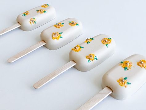 Sweet Garden on Instagram: “These bright colours are really making me wish for spring to come sooner! 🌼 . . . #baking #bake #chocolate #sweets #torontofood #gourmet…” Spring Cakesicles, Toronto Food, Garden Theme, Coming Soon, Bright Colors, Baking