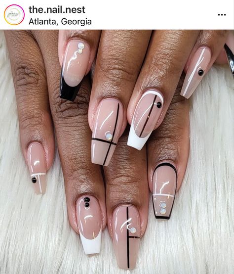 Coffin Shaped geometric design Nail Art Designs Ballerina Shape, Coffin Geometric Nails, Coffin Nails Designs Fall 2024, Geometric Nails, Pretty Tips, Classy Acrylic, Geometric Nail Art, Short Coffin, Nails Now