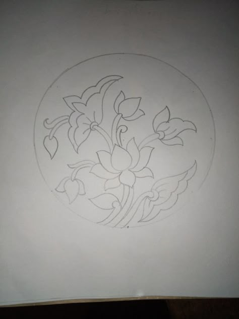 Pichwai Stencil, Pichwai Paintings Outline, Embroidery Sketch, Lotus Drawing, Fabric Colour Painting, Mdf Design, Pichwai Art, Lotus Rangoli, Pichwai Painting