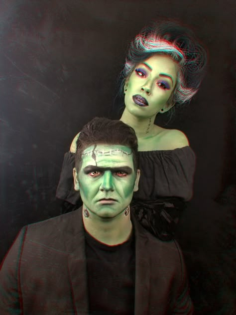 Couples costumes for halloween 2018 Frankenstein & his wife Frankenstein And Wife Costume, Halloween Costumes Couples Scary, Bride Of Frankenstein Halloween Costume, Frankenstein Halloween Makeup, Scary Bride, Couples Costumes For Halloween, Zombie Couple Costume, Frankenstein Makeup, Bride Of Frankenstein Halloween