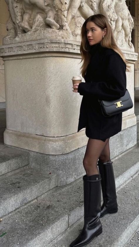 Rider Boots Outfit Fall, Riding Boots Outfit Skirt, Leather Riding Boots Outfit, Black Riding Boots Outfit, Riding Boots Outfit, Cozy Rainy Day Outfit, Long Boots Outfit, Tall Boots Outfit, Riding Boot Outfits