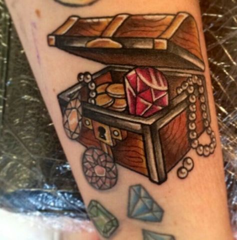 Traditional Treasure Chest Traditional Treasure Chest Tattoo, Treasure Box Tattoo, Treasure Chest Tattoo, Treasure Tattoo, Pirate Tattoos, Eagle Chest Tattoo, Unconventional Art, Vegas Tattoo, Small Chest Tattoos