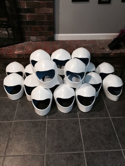 Made these space helmets out of foam for our space unit & painted them white. Mercury Facts For Kids, Diy Space Helmet, Diy Astronaut Costume, Mercury Facts, Astronaut Diy, Outer Space Costume, Space Costume, Kids Art Party, Space Play