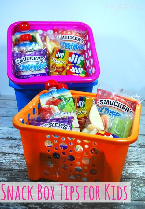 Car Snacks, Beach Snacks, Road Trip Food, Snack Organizer, Road Trip Activities, Road Trip Snacks, Travel Snacks, On The Go Snacks, Road Trip With Kids