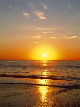 'Sunrise Over the Sea' Photographic Print | Art.com Watching Sunset, Sunrise Pictures, Pastel Sunset, Beautiful Skies, Ocean Wallpaper, Sunset Nature, Amazing Sunsets, Beautiful Sunrise, Fun Quotes