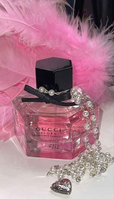 Pretty And Pink Aesthetic, Love Dont Be Shy Perfume Aesthetic, Gucci Products Aesthetic, Gucci Pink Aesthetic, Asthetic Perfumes, Rich Pink Aesthetic, Expensive Perfume Luxury, Gucci Perfume Aesthetic, Pink Designer Aesthetic