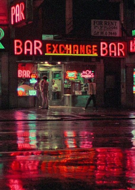 Bernard Herrmann, Travis Bickle, Taxi Driver 1976, Septième Art, Film Score, I Love Cinema, Movie Shots, Jodie Foster, Film Inspiration