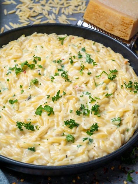 Creamy Garlic Parmesan Orzo – Skinny Spatula Creamy Garlic Orzo, Tuscan Gnocchi, Most Popular Dinner Recipes, Garlic Parmesan Orzo, Garlic Orzo, Sausage And Potatoes Skillet, Parmesan Orzo, Creamy Orzo, Orzo Recipe