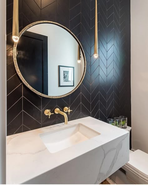 Bathrooms of Instagram on Instagram: “What an elegant powder room! Build: @hunter_homesla Design: Brad Gerszt #halfbath #powderroom #tile #tiles #backsplash #backsplashtile…” Drømme Bad, Elegant Powder Room, Makeover Kamar Mandi, Affordable Bathroom Remodel, Modern Powder Rooms, Powder Bathroom, Powder Room Ideas, Contemporary Bathroom Designs, Powder Room Design